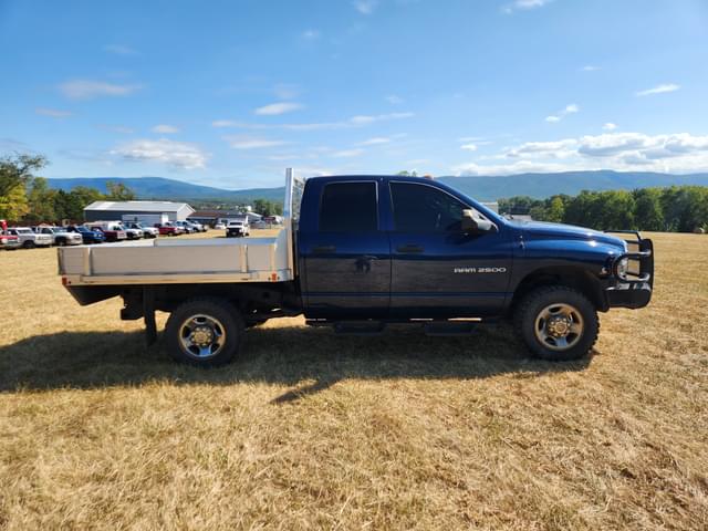 Image of Dodge Ram 2500 equipment image 4