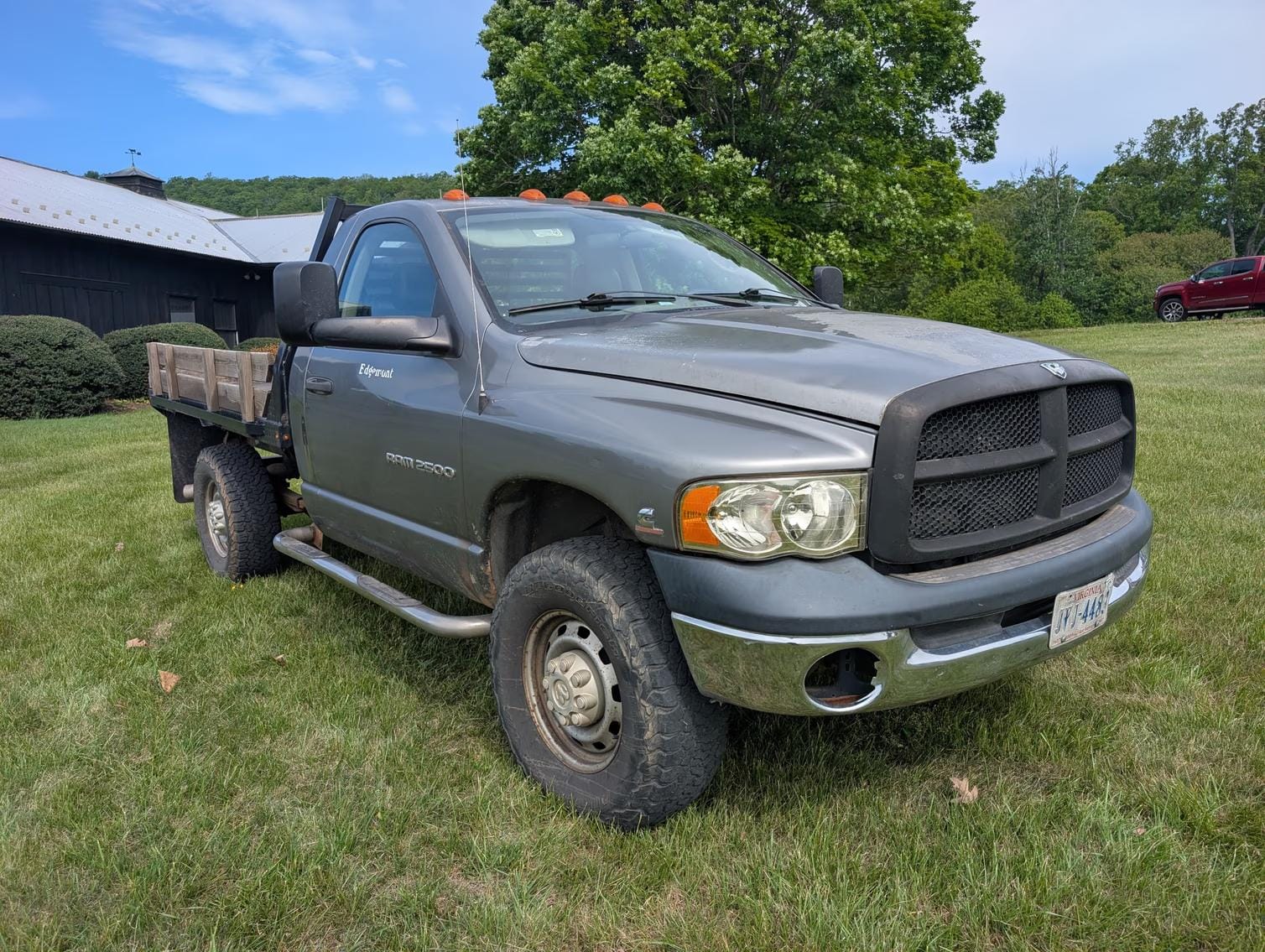 2005 Dodge Ram 2500 Equipment Image0