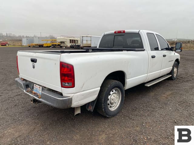 Image of Dodge Ram 2500 equipment image 4