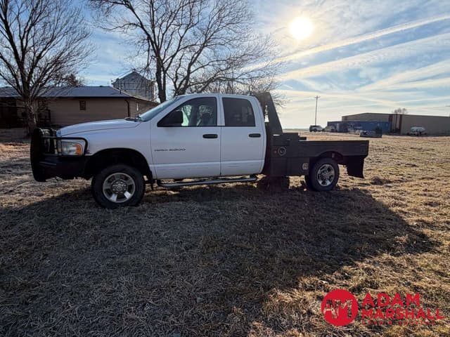 Image of Dodge Ram 2500 equipment image 4