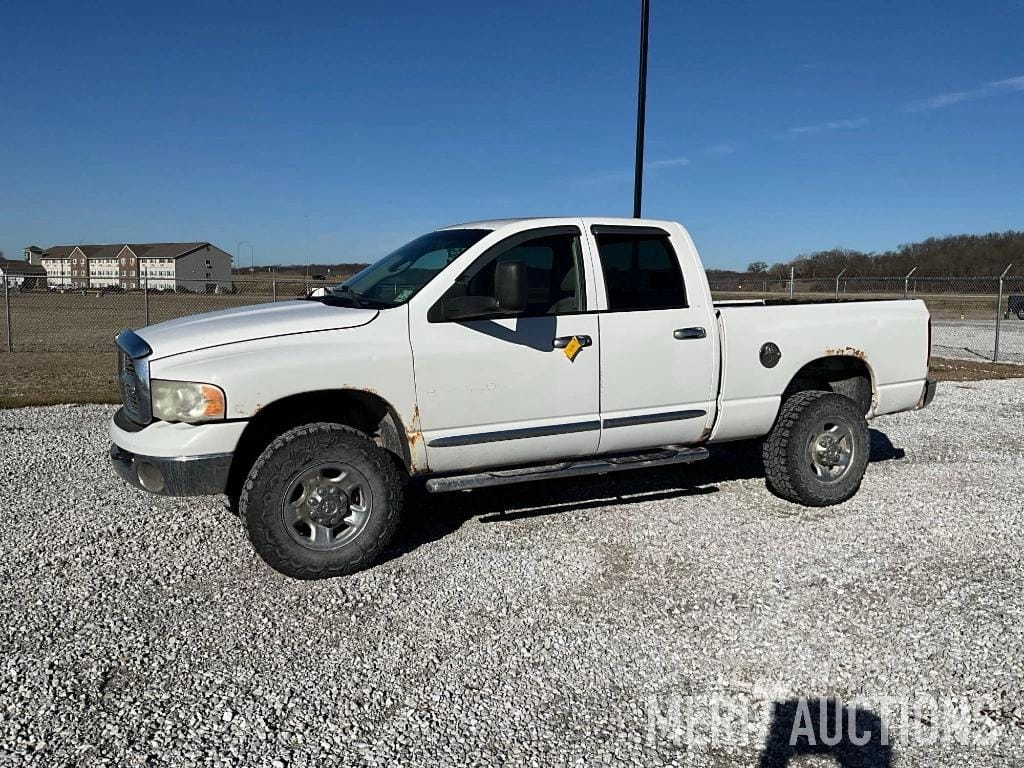 2005 Dodge Ram 2500 Equipment Image0
