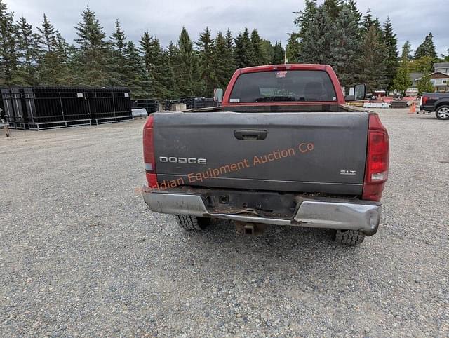 Image of Dodge Ram 2500 equipment image 2