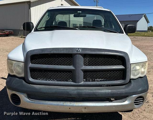 Image of Dodge Ram 2500 equipment image 1