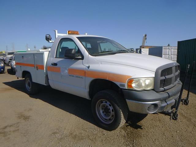 Image of Dodge Ram 2500 equipment image 1