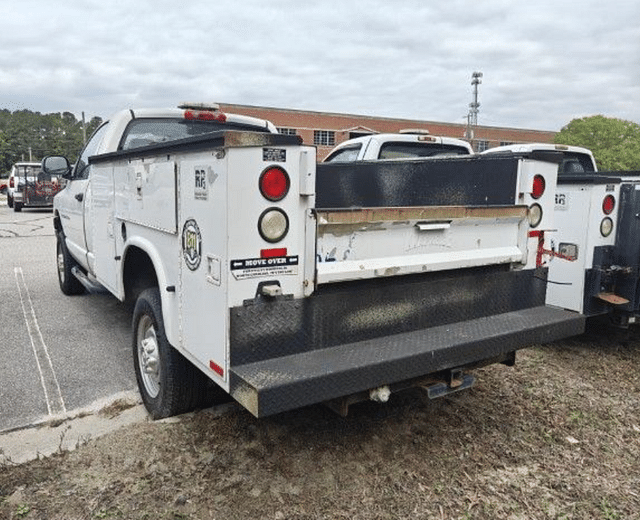 Image of Dodge Ram 3500 equipment image 1