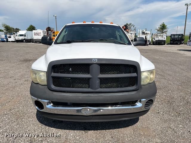 Image of Dodge Ram 3500 equipment image 1