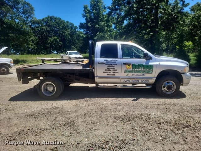 Image of Dodge Ram 3500 equipment image 3