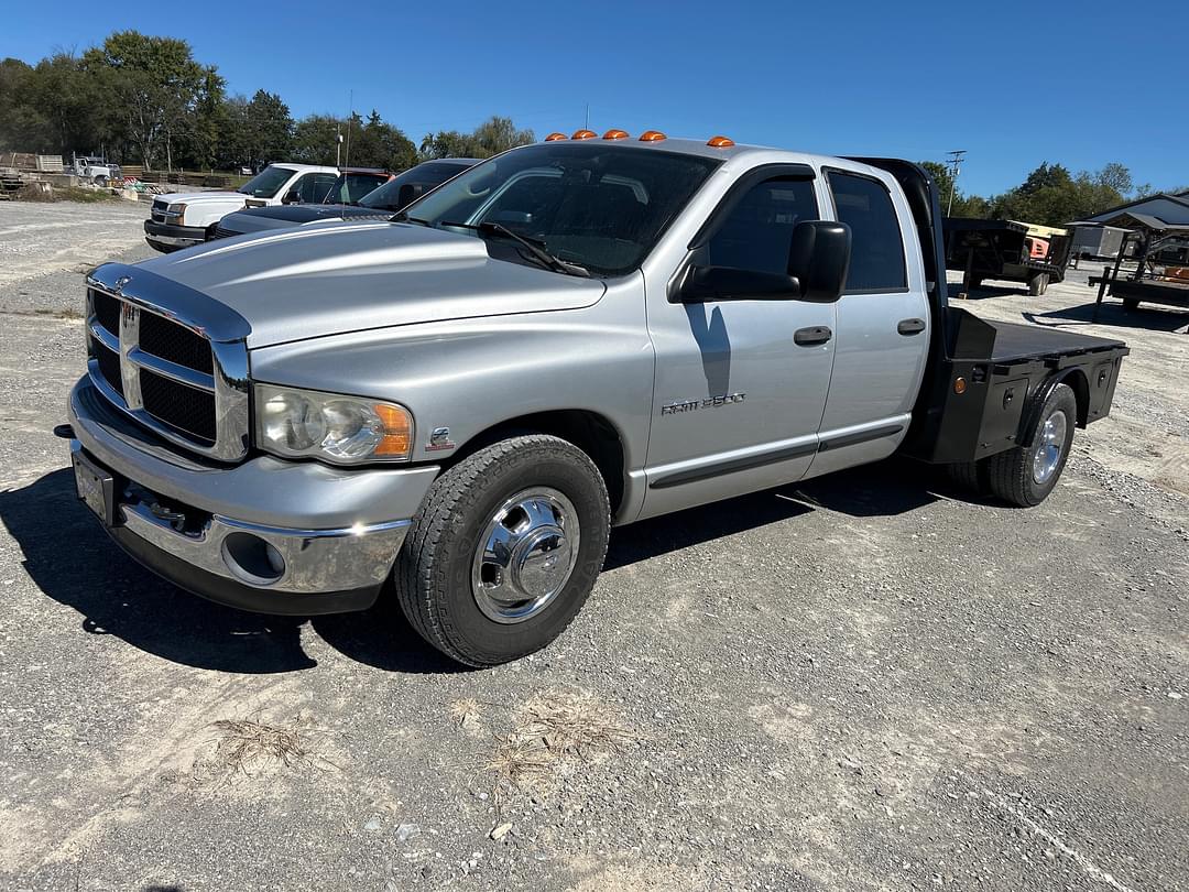 Image of Dodge Ram 3500 Primary image