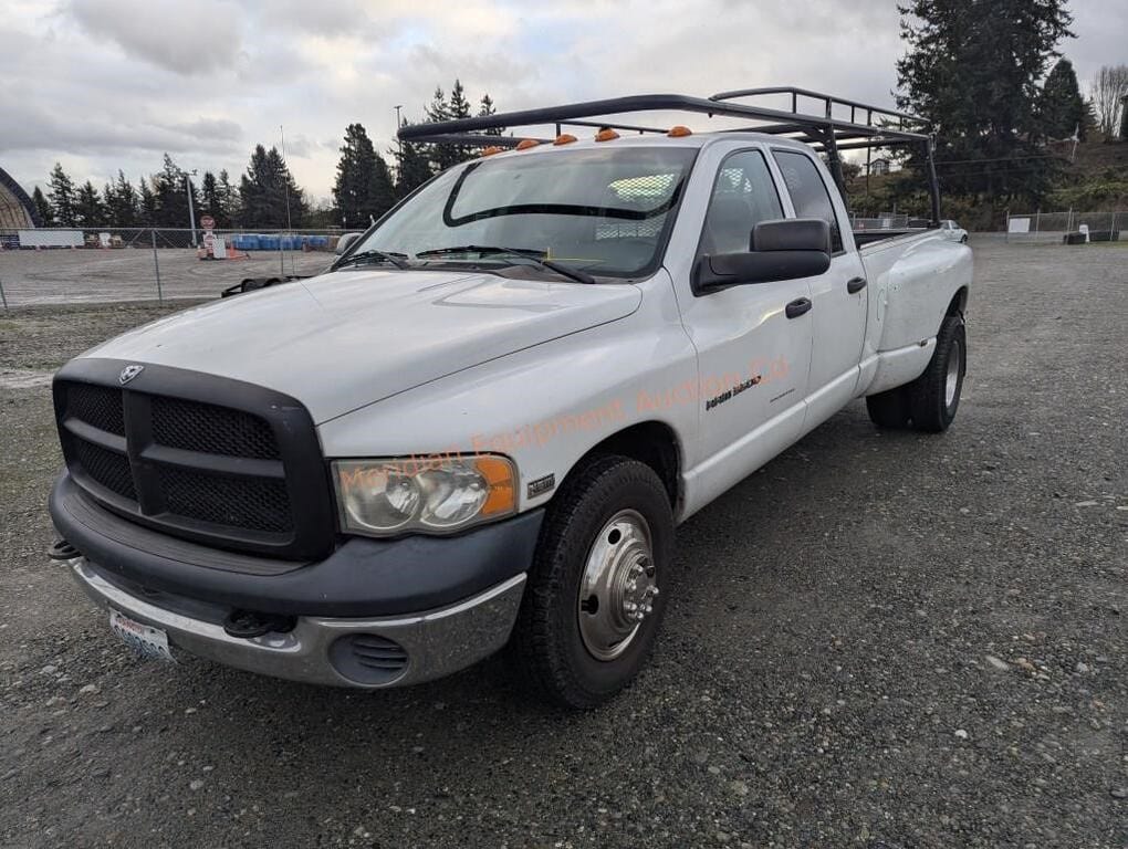 2005 Dodge Ram 3500 Equipment Image0