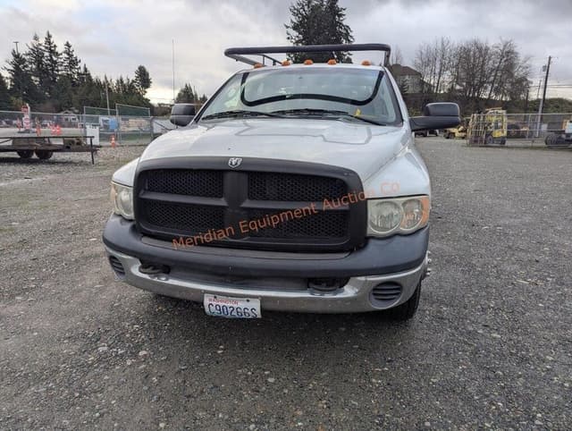 Image of Dodge Ram 3500 equipment image 1