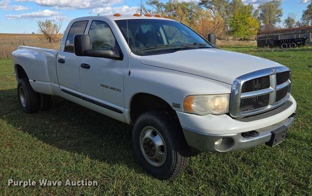 Image of Dodge Ram 3500 equipment image 2