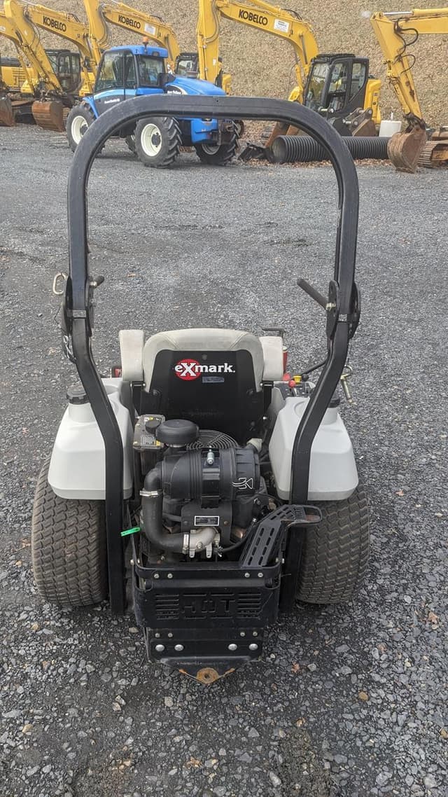 Image of Exmark Lazer Z equipment image 3