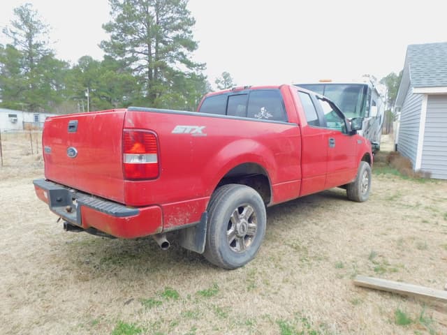 Image of Ford F-150 equipment image 4