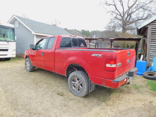 Image of Ford F-150 equipment image 1