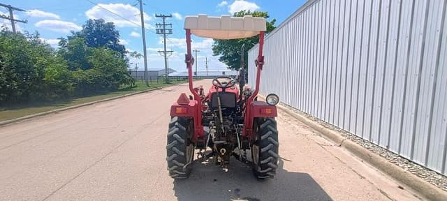 Image of Farm Pro 2425 equipment image 4