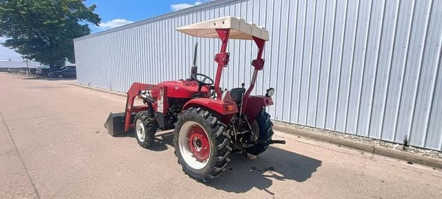 Image of Farm Pro 2425 equipment image 3