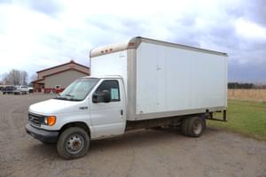 2005 Ford F-450 Image