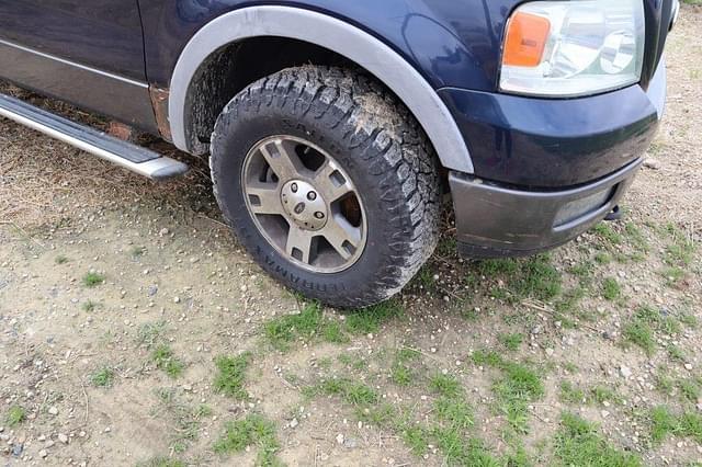 Image of Ford F-150 equipment image 3
