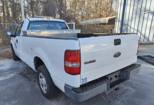 Image of Ford F-150 equipment image 1