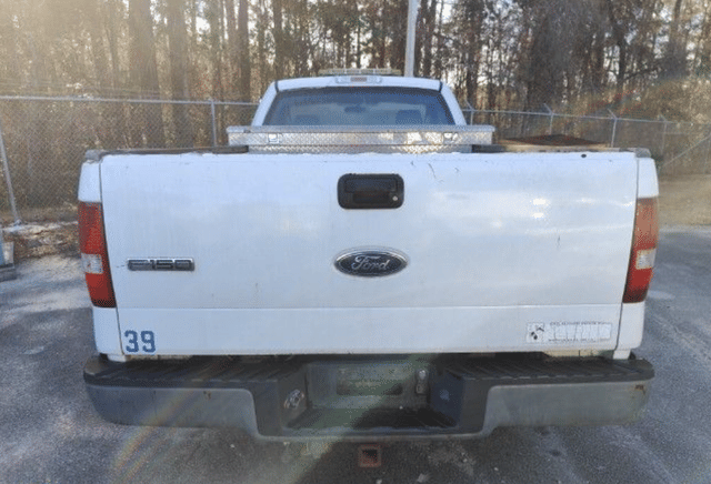 Image of Ford F-150 equipment image 2