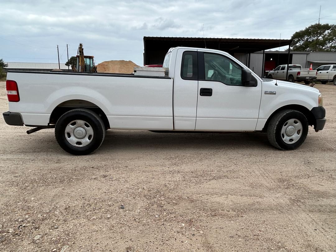 Image of Ford F-150 Primary image