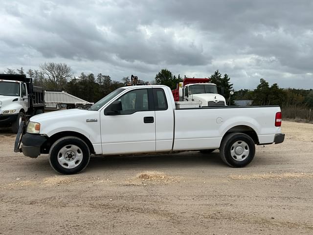 Image of Ford F-150 equipment image 4