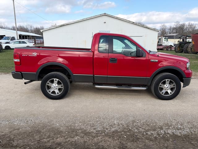Image of Ford F-150 equipment image 2