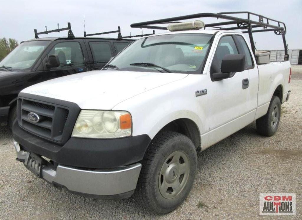 2005 Ford F-150 Equipment Image0