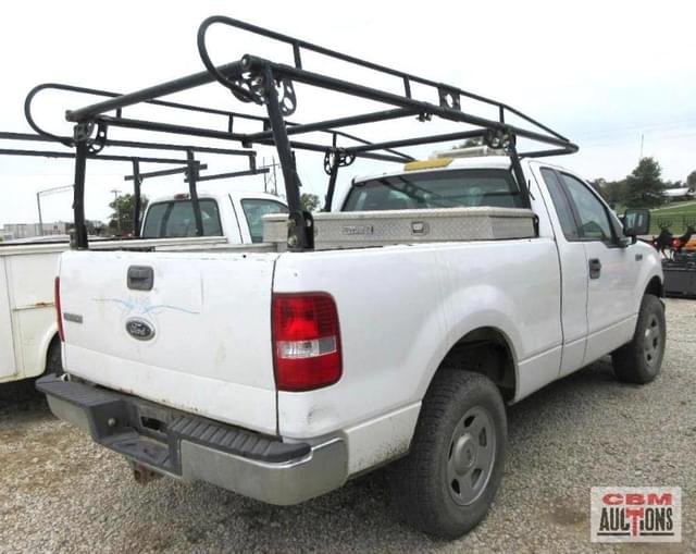 Image of Ford F-150 equipment image 3