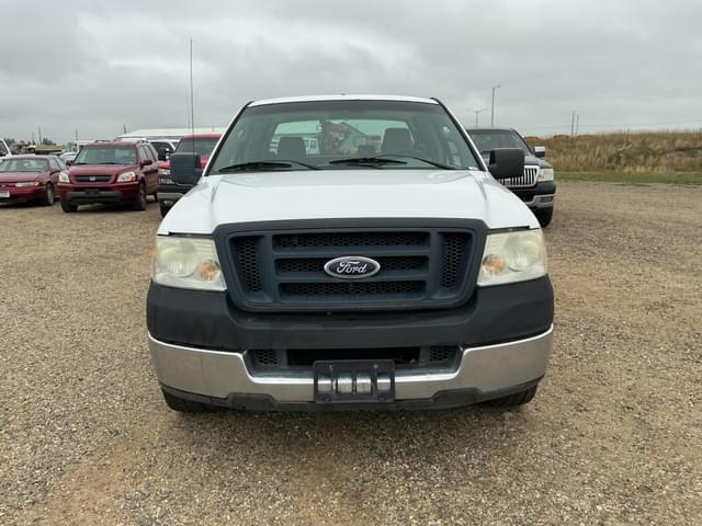 Image of Ford F-150 equipment image 1