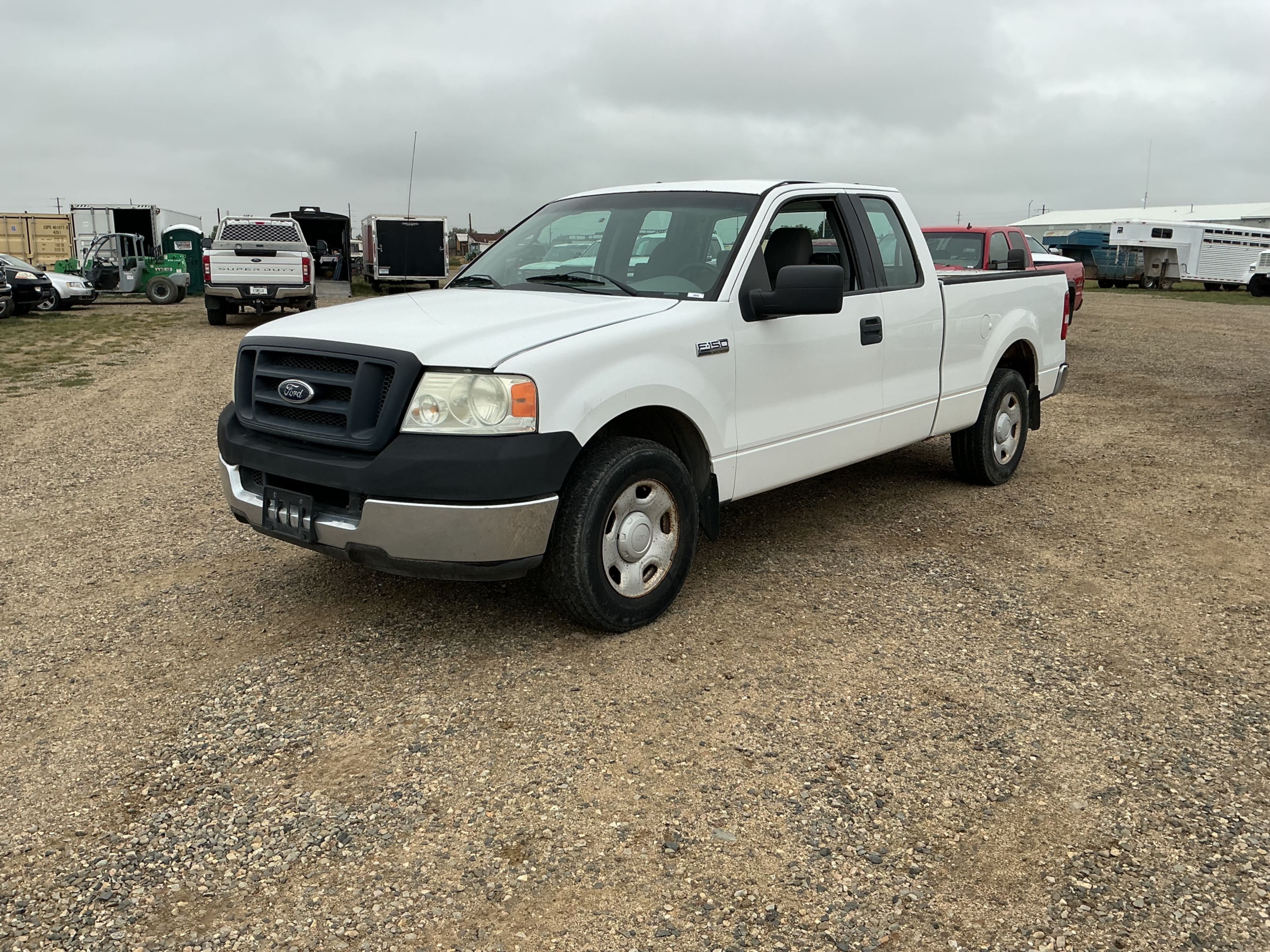 2005 Ford F-150 Equipment Image0