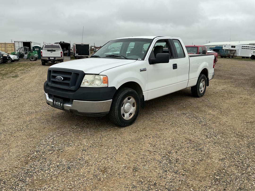 Image of Ford F-150 Primary image