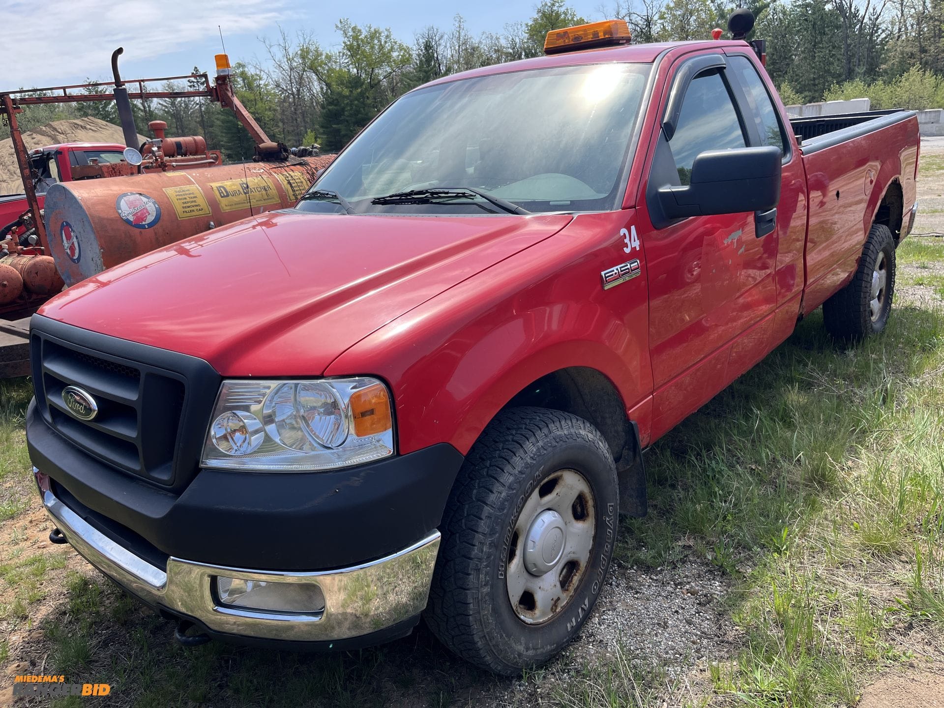 2005 Ford F-150 Equipment Image0
