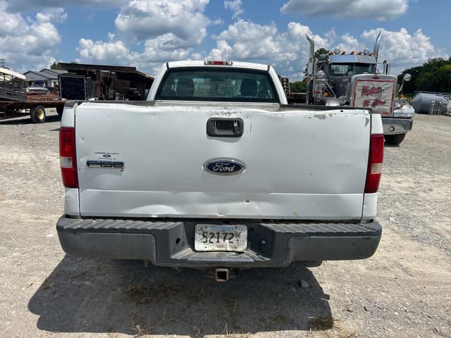 Image of Ford F-150 equipment image 2