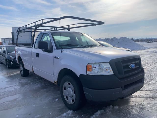 Image of Ford F-150 equipment image 2