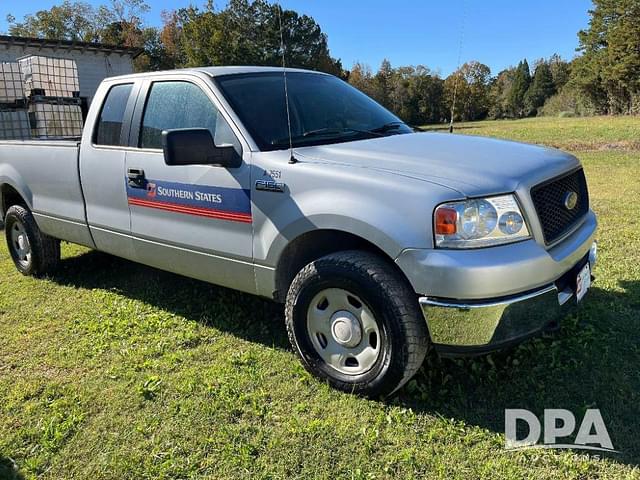 Image of Ford F-150 equipment image 3