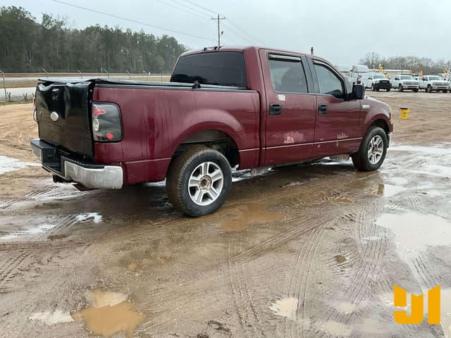 Image of Ford F-150 equipment image 4