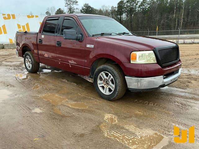 Image of Ford F-150 equipment image 2