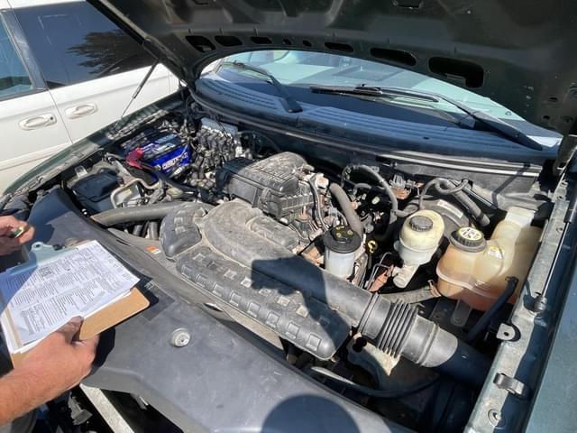 Image of Ford F-150 equipment image 1