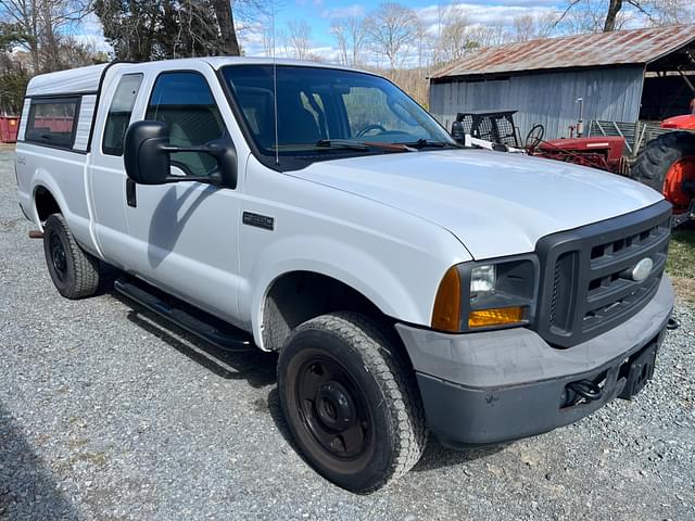 Image of Ford F-250 equipment image 1