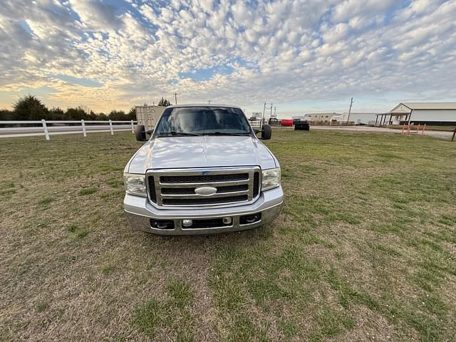 Image of Ford F-250 equipment image 1