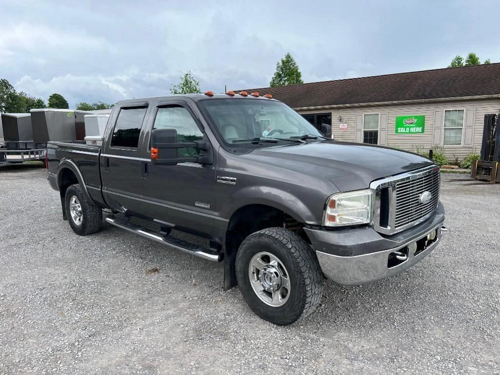 Image of Ford F-250 Primary image