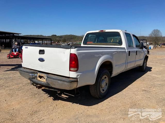 Image of Ford F-250 equipment image 2