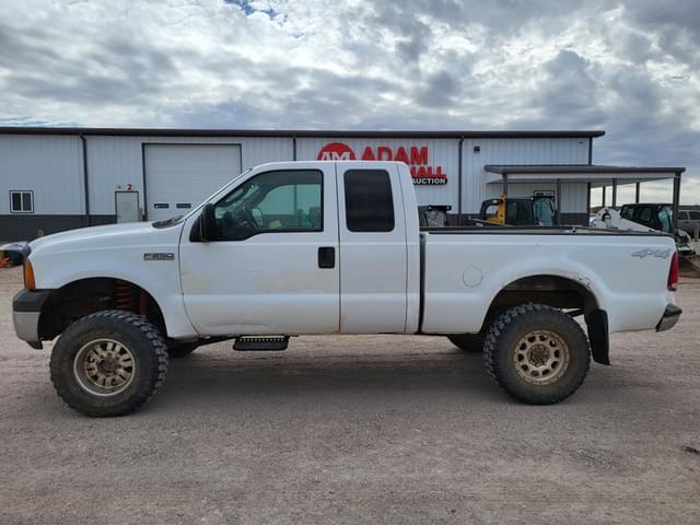 Image of Ford F-250 equipment image 4