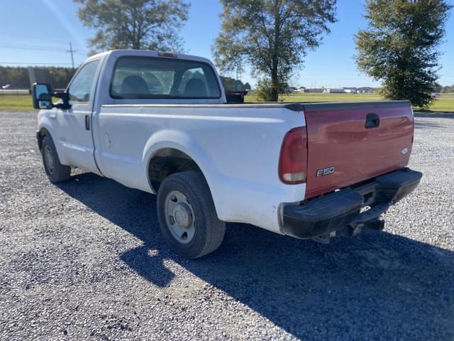 Image of Ford F-250 equipment image 2
