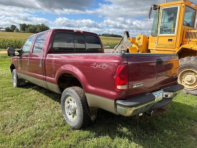 Image of Ford F-250 equipment image 3