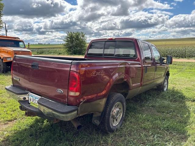Image of Ford F-250 equipment image 2