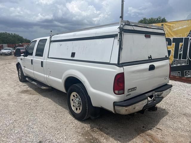 Image of Ford F-250 equipment image 1