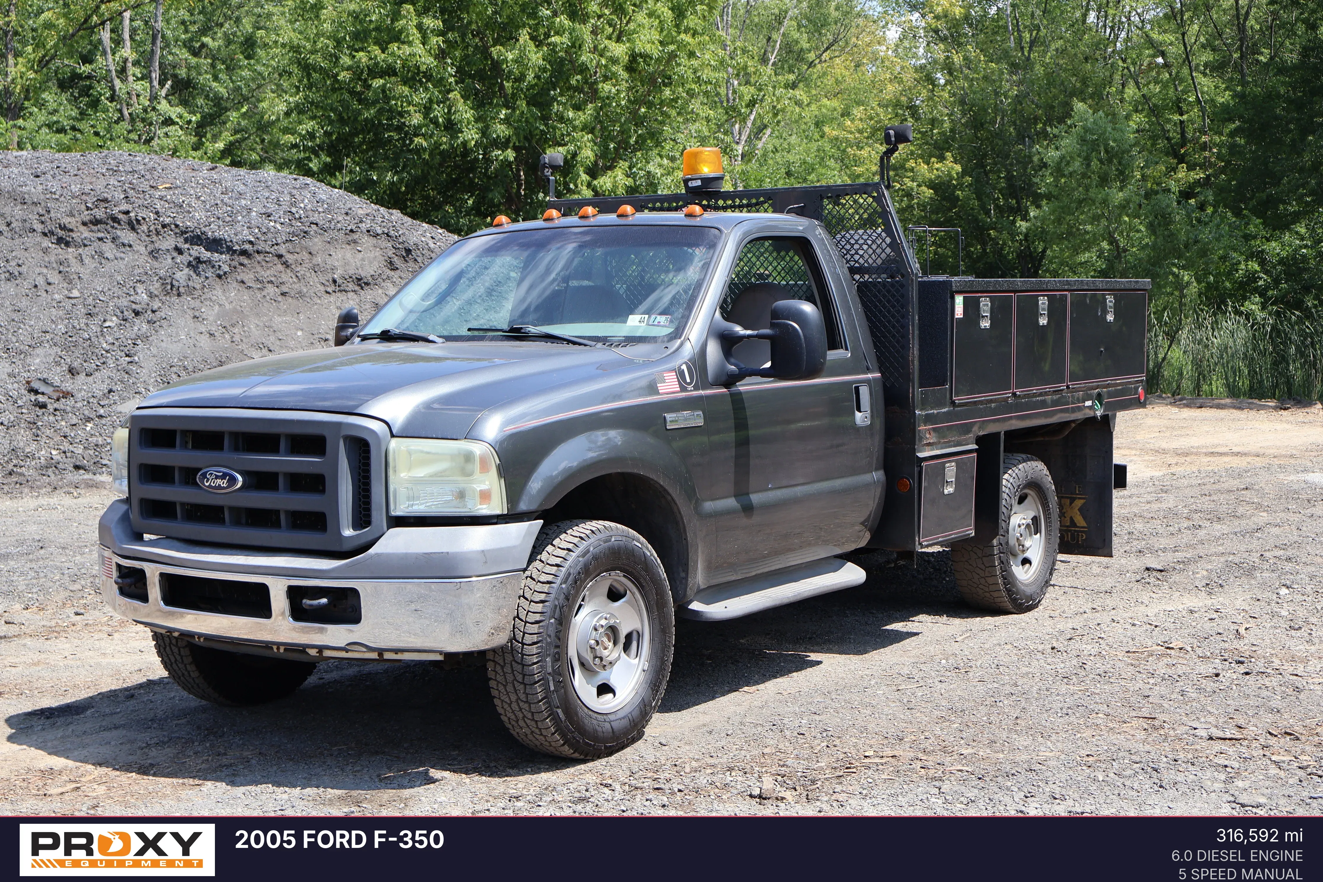 2005 Ford F-350 Equipment Image0