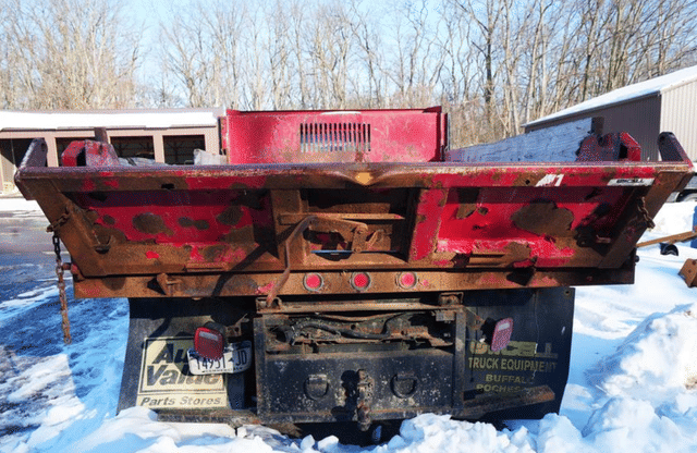 Image of Ford F-350 equipment image 3